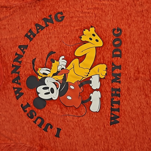 MICKEY AND FRIENDS 'I just wanna hang with my dog' Pluto Mickey graphic tee XS - Picture 2 of 6